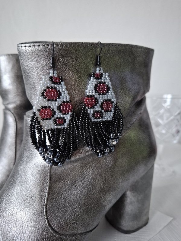 Náušnice s leopardím vzorom (čierna, sivá, bordová)