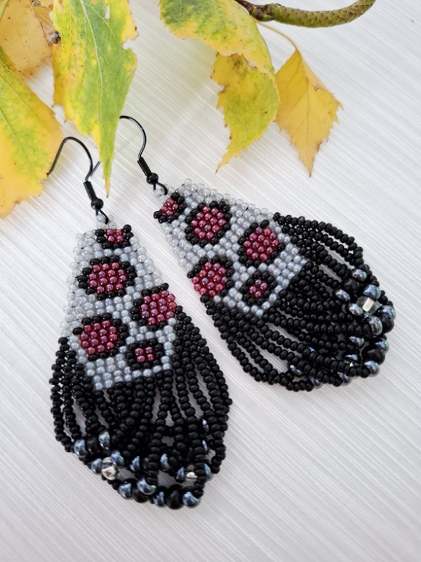 Náušnice s leopardím vzorom (čierna, sivá, bordová) 2