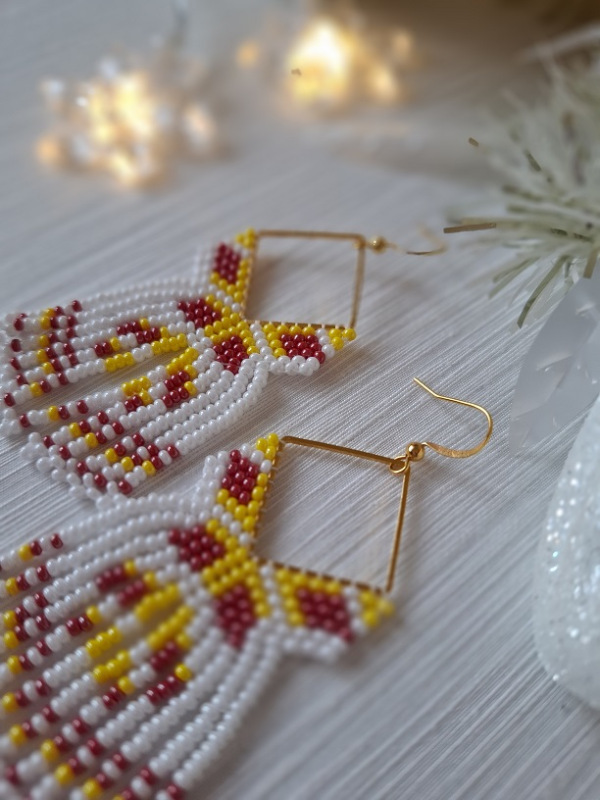 Snehulienka (červená, žltá) 4