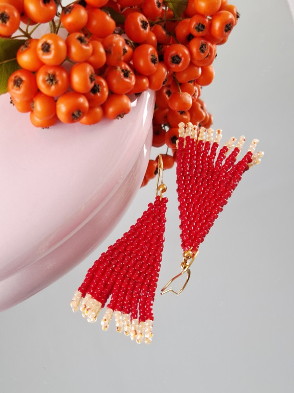 Korálkové náušnice indi (červená) 3