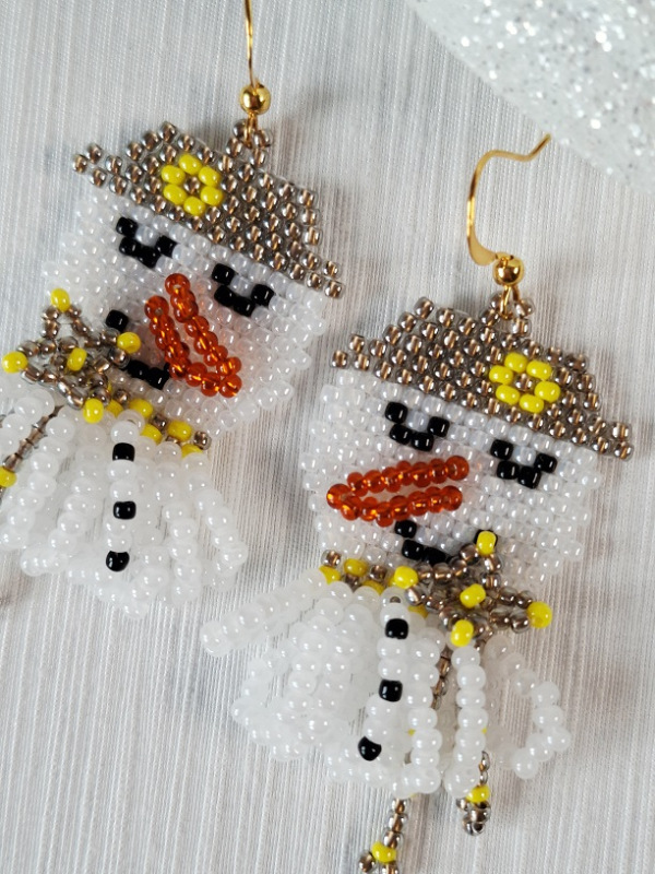 Snehuliaci (dymová platinová, žltá) 1