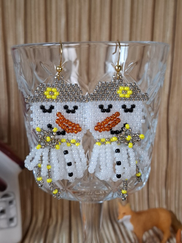 Snehuliaci (dymová platinová, žltá) 2