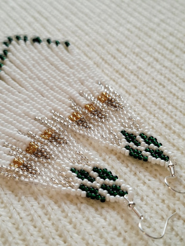 Ako ľad (tmavá lesná zelená) 4