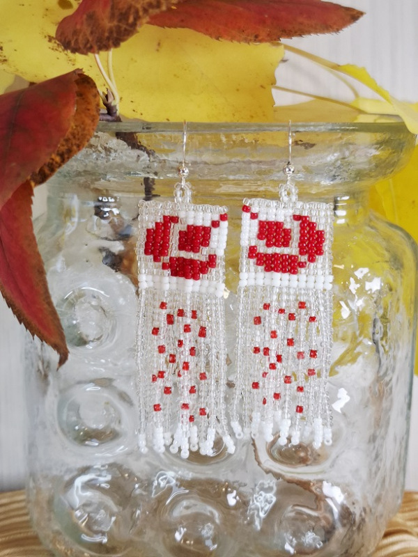 Zana (biela, červená) 4